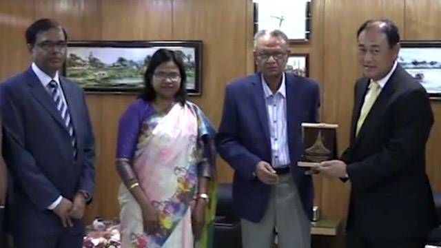 海外雇用省 大臣・事務次官と会談