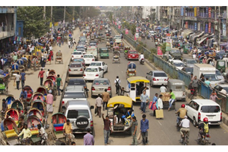 国内IT企業への就職率100%を約束するビジネスモデル